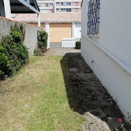 Holiday home Maison Deux Avec Jardin A 100m De L'ocean *